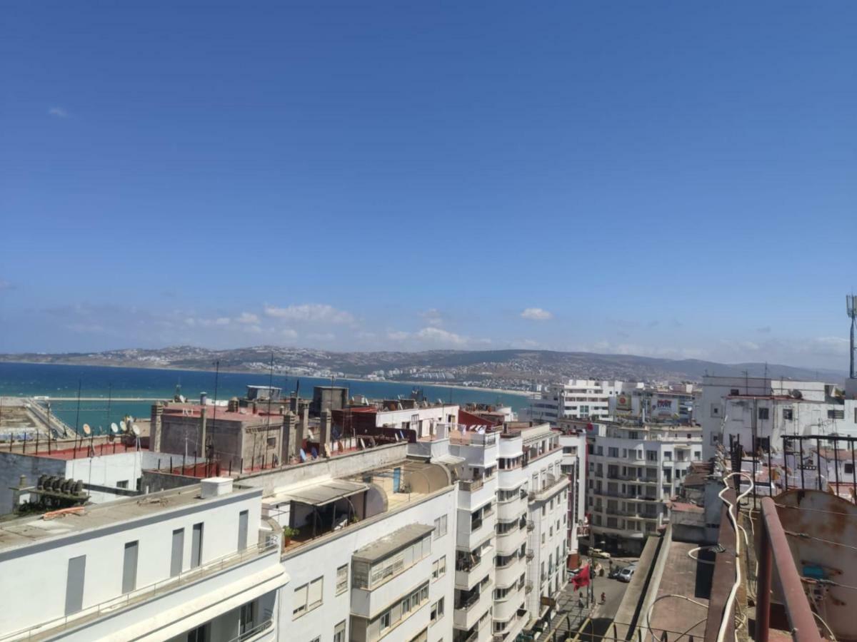 Appartement Hyper Centre De Tanger Bagian luar foto